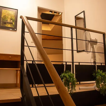 Le Tamaris Bed & Breakfast